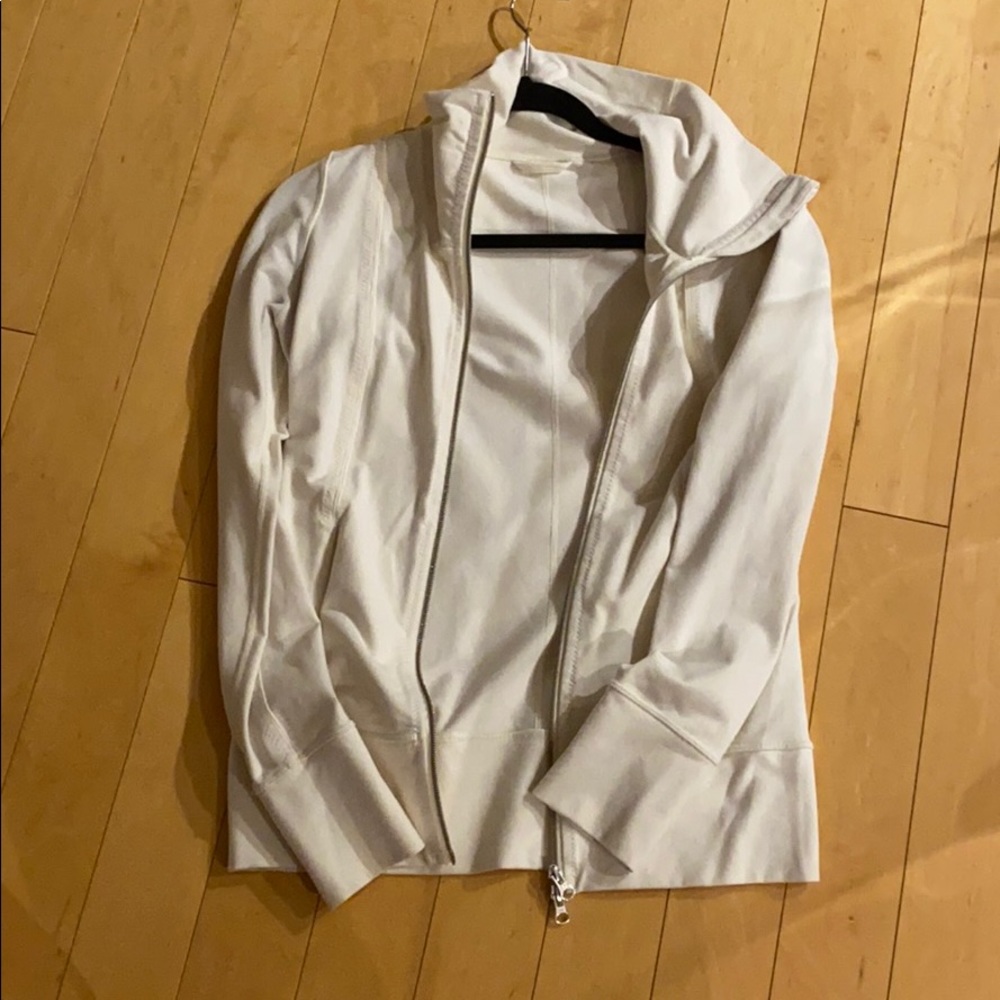 Lululemon cream sweater. Size 4